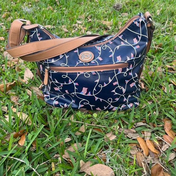 RARE KR Patriotic Shoulder Bag EUC - Picture 1 of 8
